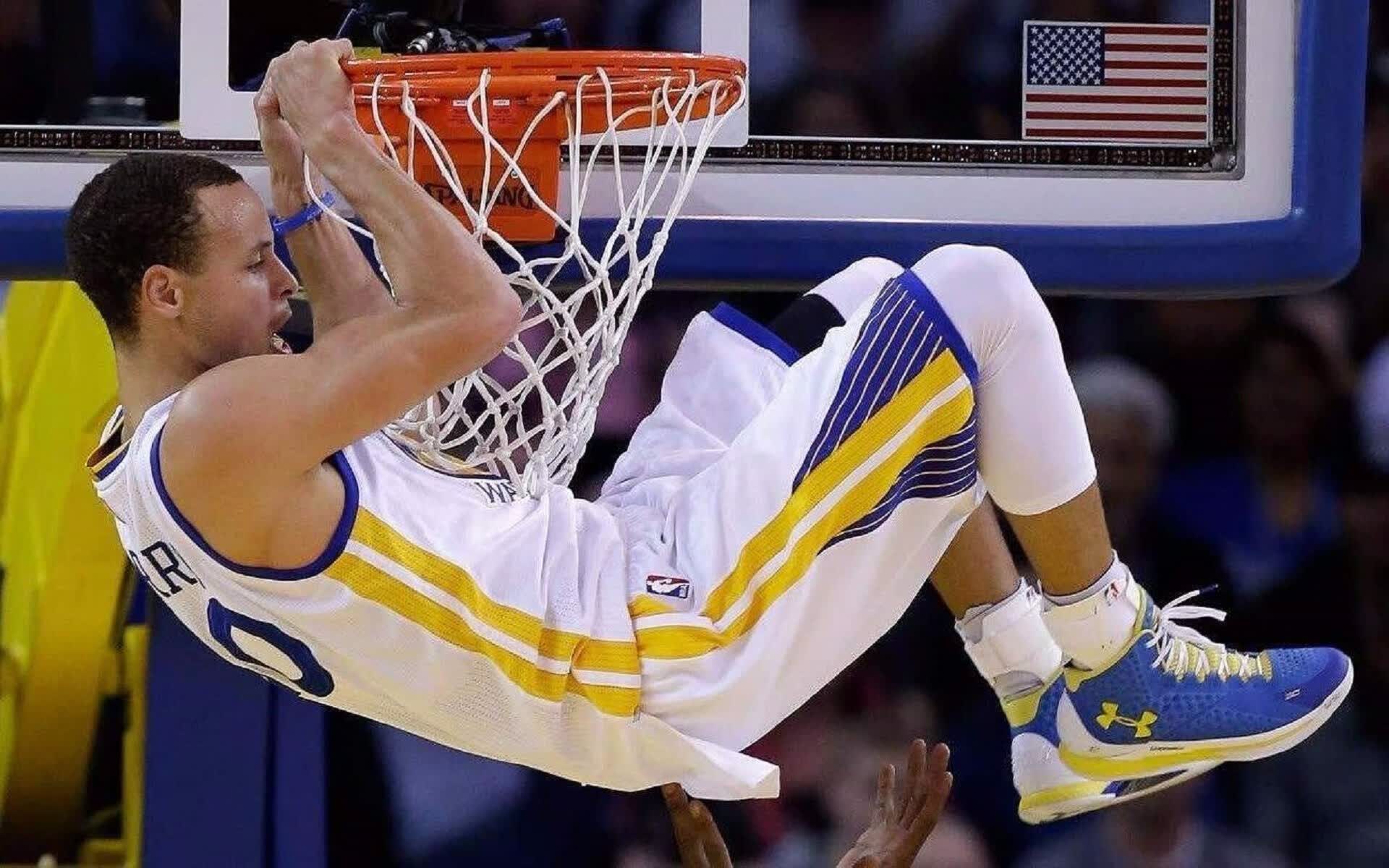 莱万归来与英超传控，数据背后的战术真金|开元棋牌电子游戏平台